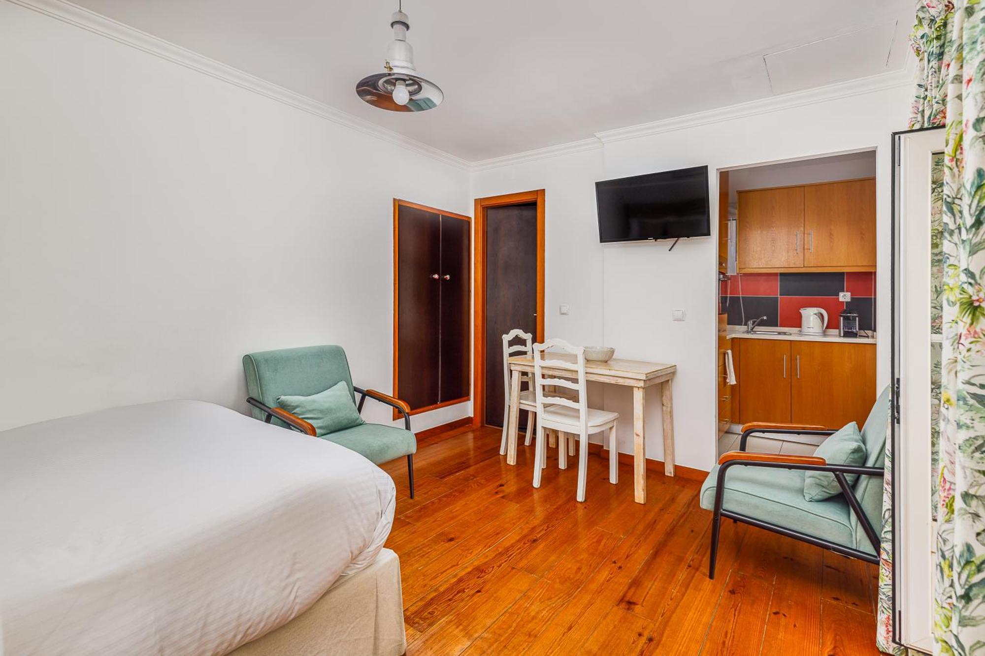 Pateo Santo Estevao-Self Catering Apartments Лиссабон Номер фото