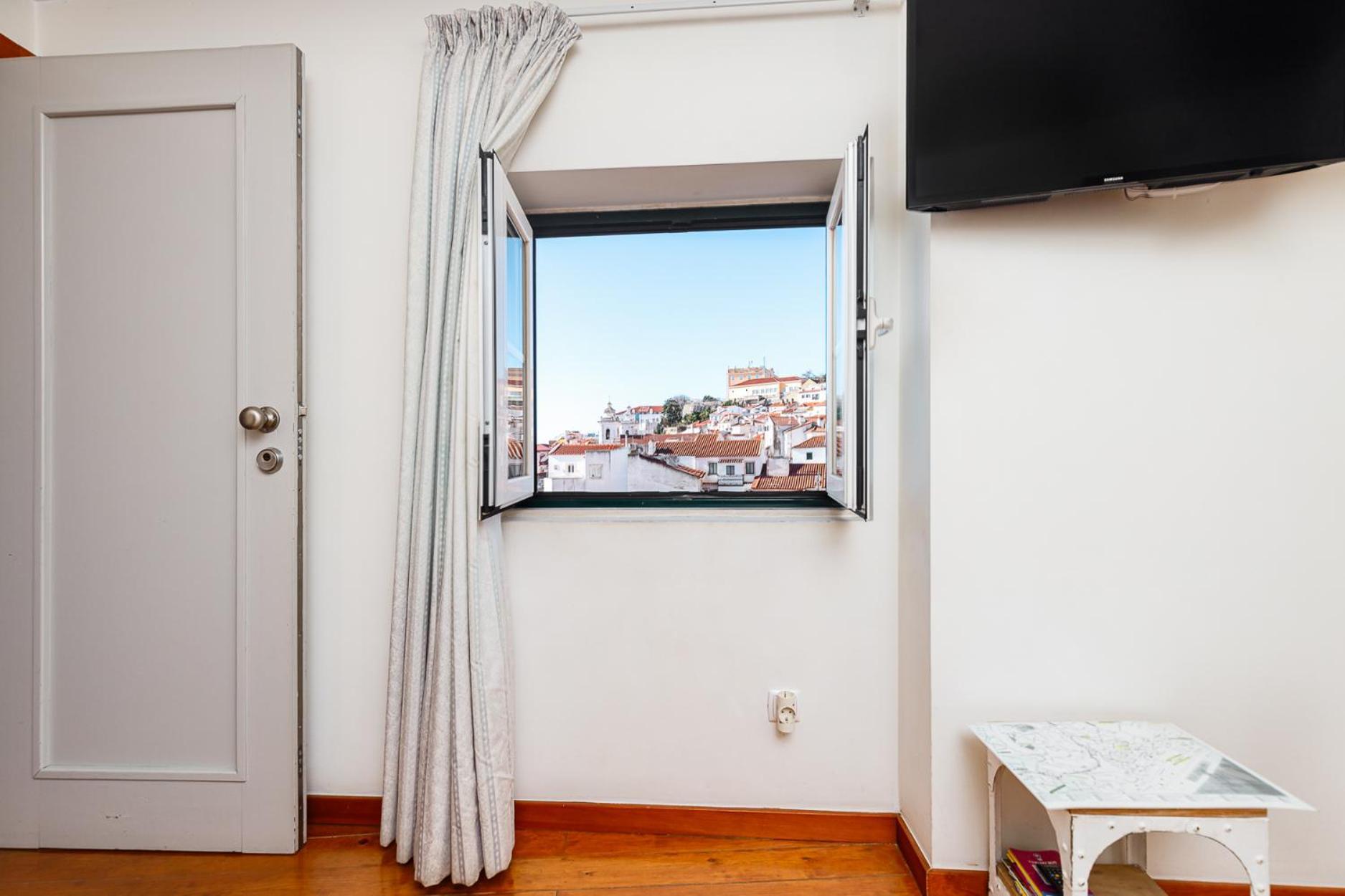 Pateo Santo Estevao-Self Catering Apartments Лиссабон Экстерьер фото