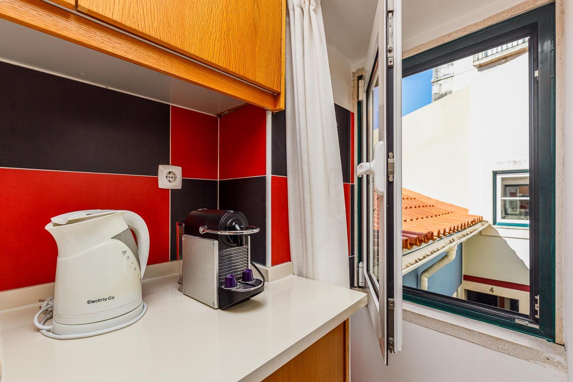 Pateo Santo Estevao-Self Catering Apartments Лиссабон Экстерьер фото